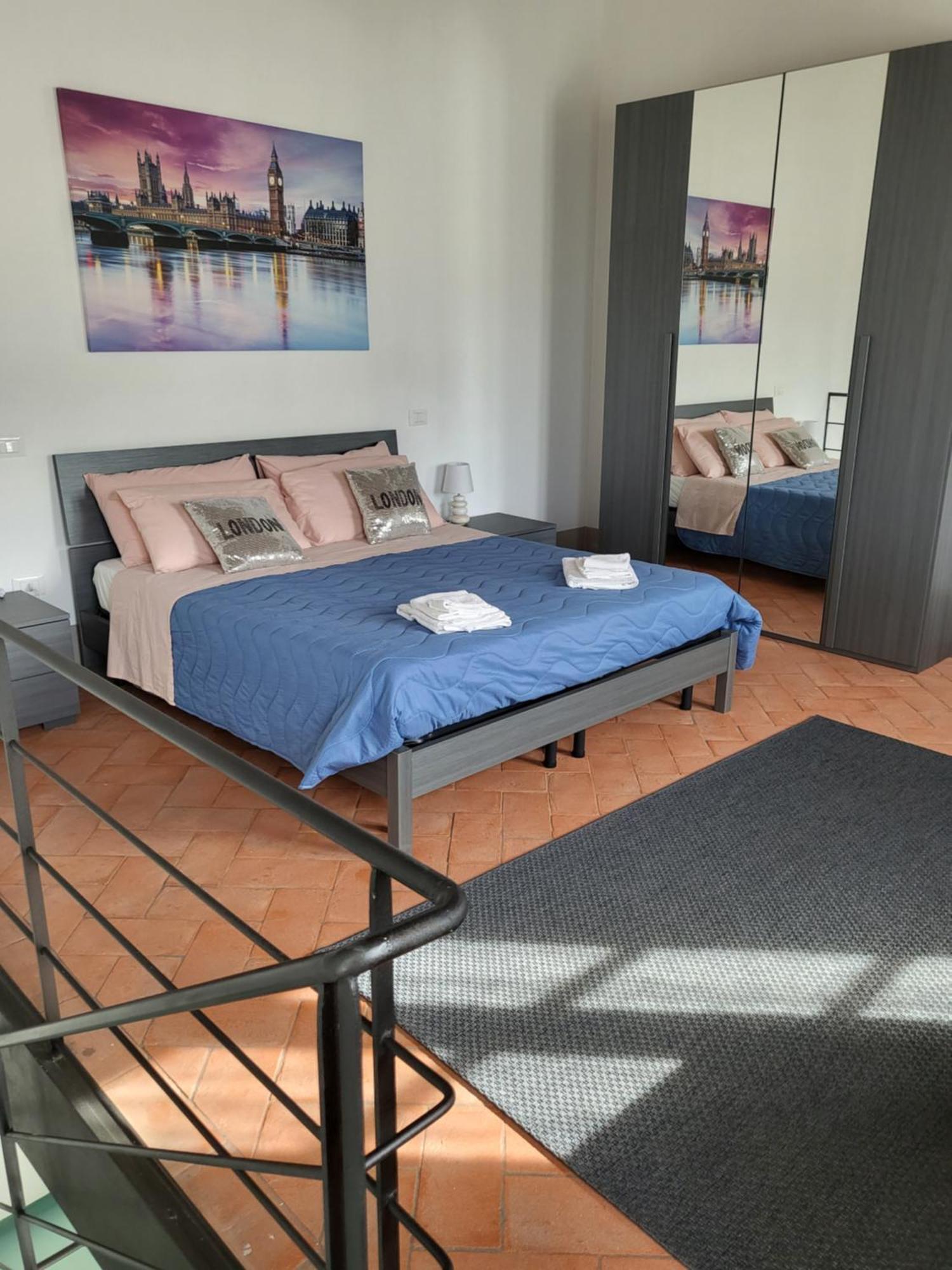 ליבורנו La Villa Apartments - Convenient For Sardinia And Corsica - 4 Beds - Private Parking Included With Camera מראה חיצוני תמונה